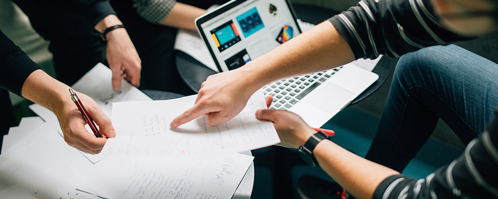 10 قدم در خلق استراتژی و مدیریت بازاریابی دیجیتال